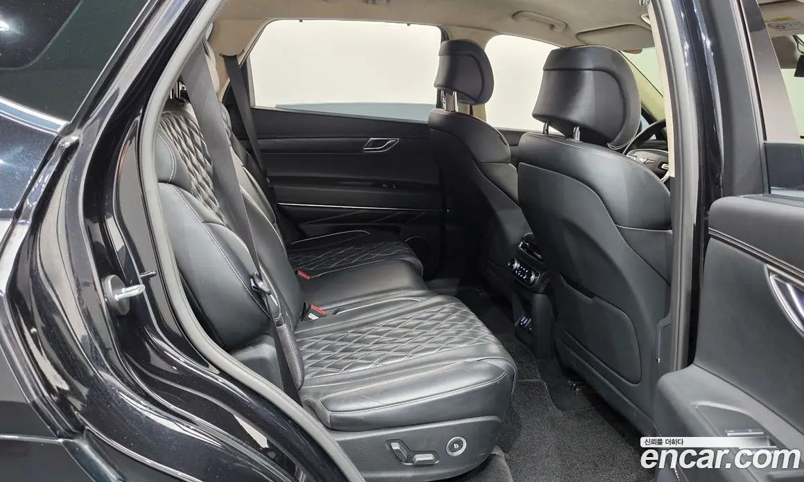 Genesis GV80 2021 2.5 автомат (гидро), фото 17 Genesis GV80 2021 2.5 автомат (гидро), фото 17
