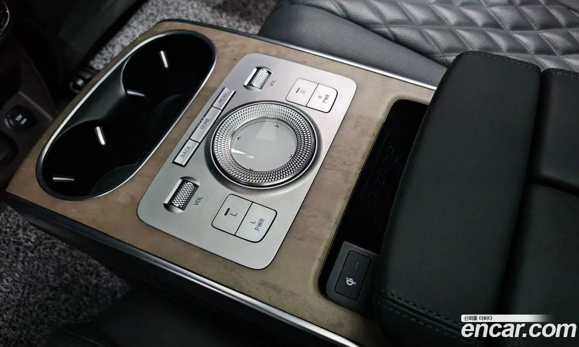 Genesis GV80 2022 3.0 автомат (гидро), фото 12 Genesis GV80 2022 3.0 автомат (гидро), фото 12