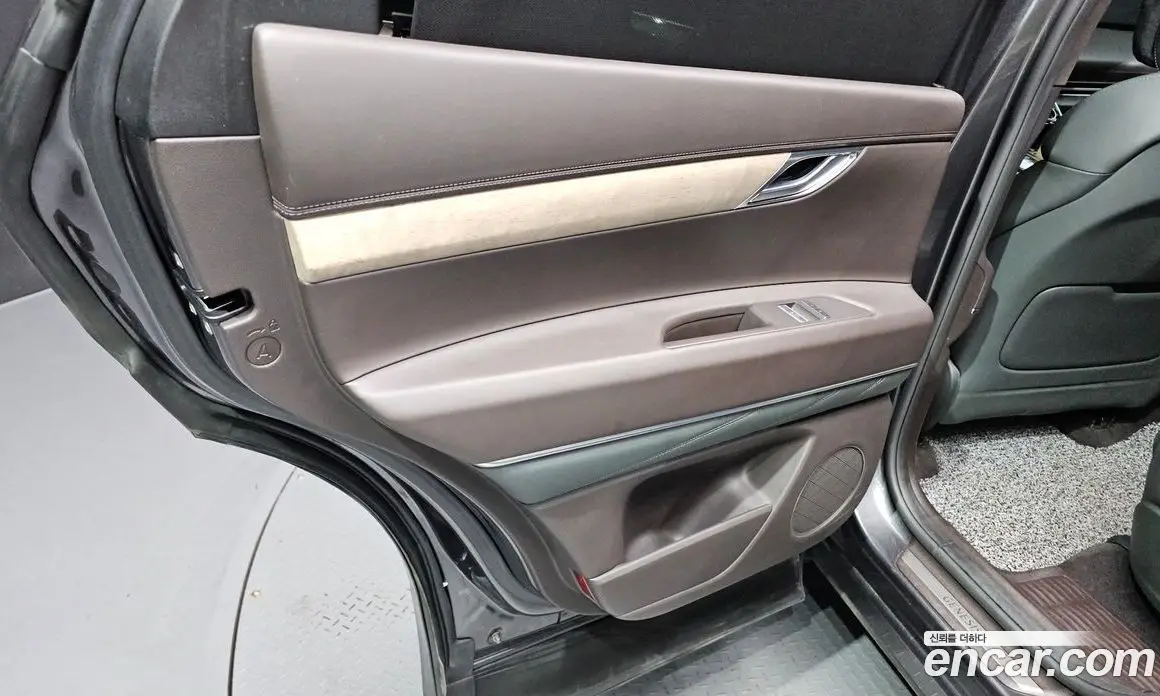 Genesis GV80 2022 3.0 автомат (гидро), фото 15 Genesis GV80 2022 3.0 автомат (гидро), фото 15