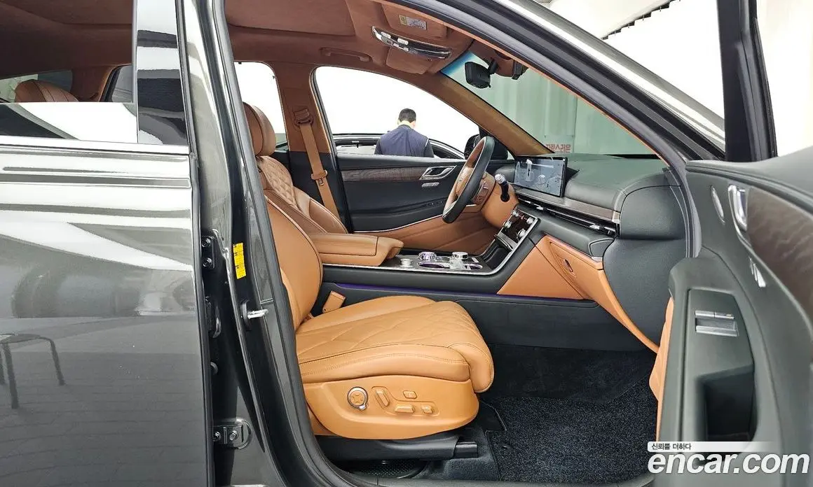 Genesis GV80 2024 2.5 автомат (гидро), фото 17 Genesis GV80 2024 2.5 автомат (гидро), фото 17
