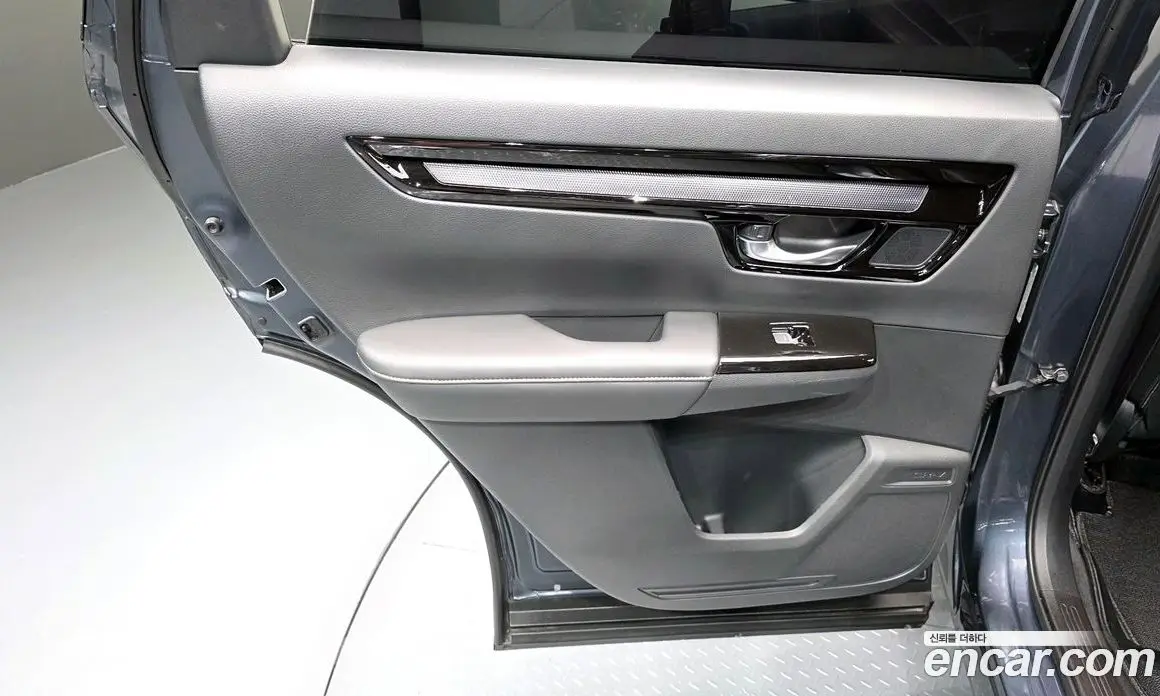 Honda CR-V 2023 2.0 автомат (гидро), фото 15