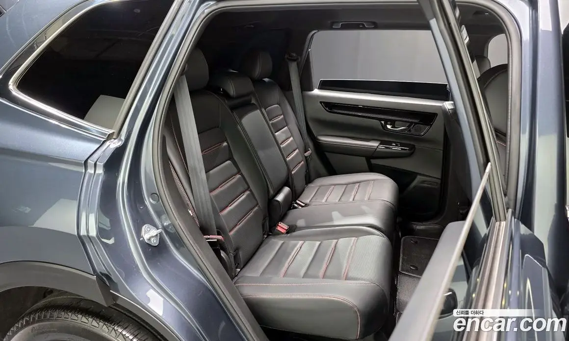 Honda CR-V 2023 2.0 автомат (гидро), фото 17