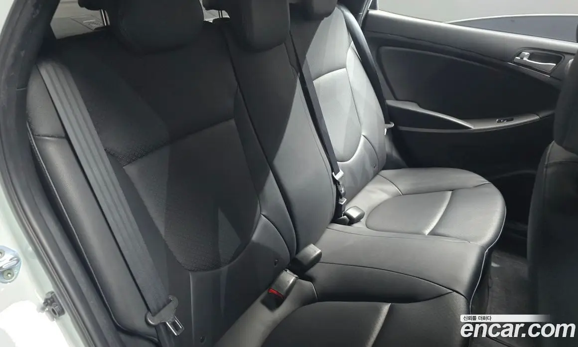Hyundai Accent 2016 1.4 автомат (гидро), фото 17 Hyundai Accent 2016 1.4 автомат (гидро), фото 17