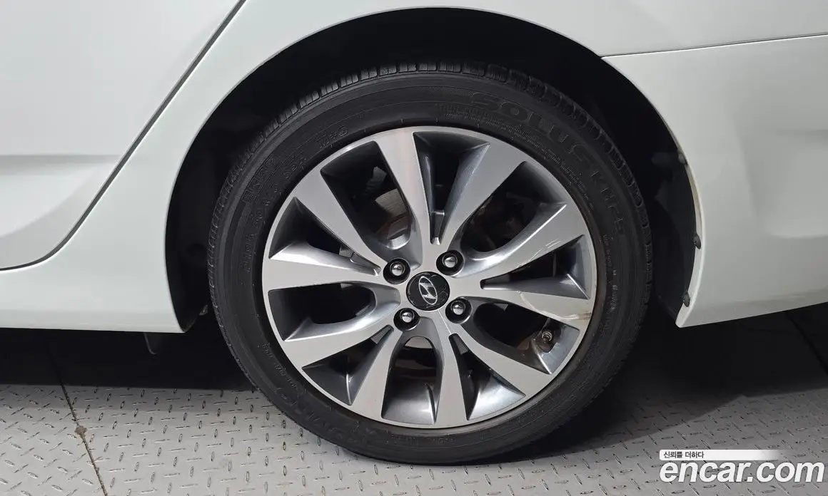 Hyundai Accent 2016 1.4 автомат (гидро), фото 7 Hyundai Accent 2016 1.4 автомат (гидро), фото 7