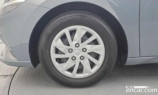 Hyundai Avante 2022 1.6 автомат (гидро), миниатюра 5 Hyundai Avante 2022 1.6 автомат (гидро), миниатюра 5