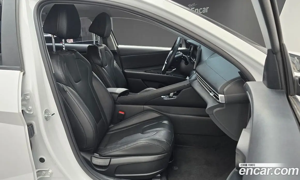 Hyundai Avante 2023 1.6 автомат (гидро), фото 16 Hyundai Avante 2023 1.6 автомат (гидро), фото 16