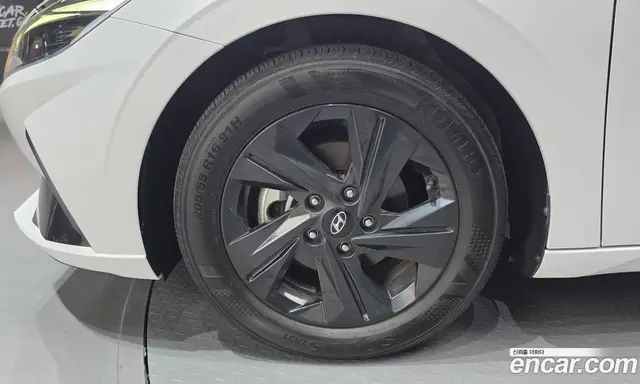 Hyundai Avante 2023 1.6 автомат (гидро), миниатюра 5 Hyundai Avante 2023 1.6 автомат (гидро), миниатюра 5