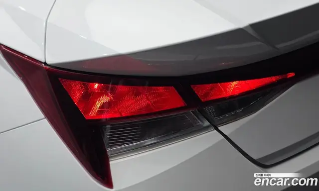 Hyundai Avante 2023 1.6 автомат (гидро), миниатюра 9 Hyundai Avante 2023 1.6 автомат (гидро), миниатюра 9