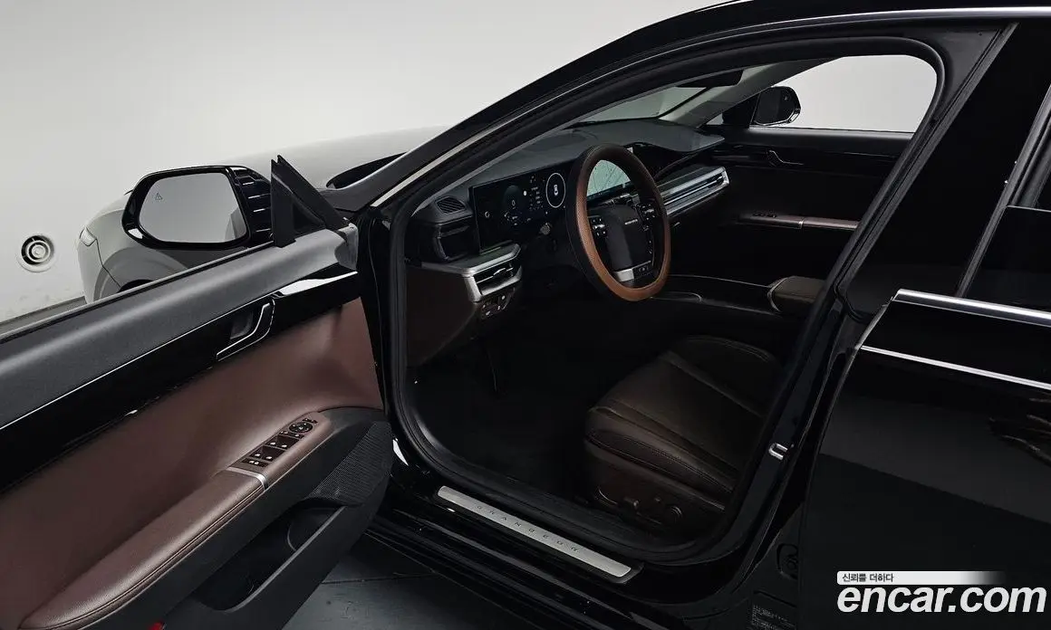 Hyundai Grandeur 2023 2.5 автомат (гидро), фото 12