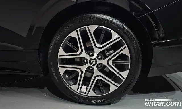Hyundai Grandeur 2023 2.5 автомат (гидро), миниатюра 6