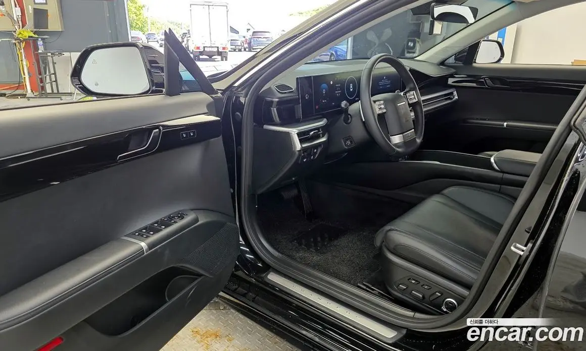 Hyundai Grandeur 2024 2.5 автомат (гидро), фото 13