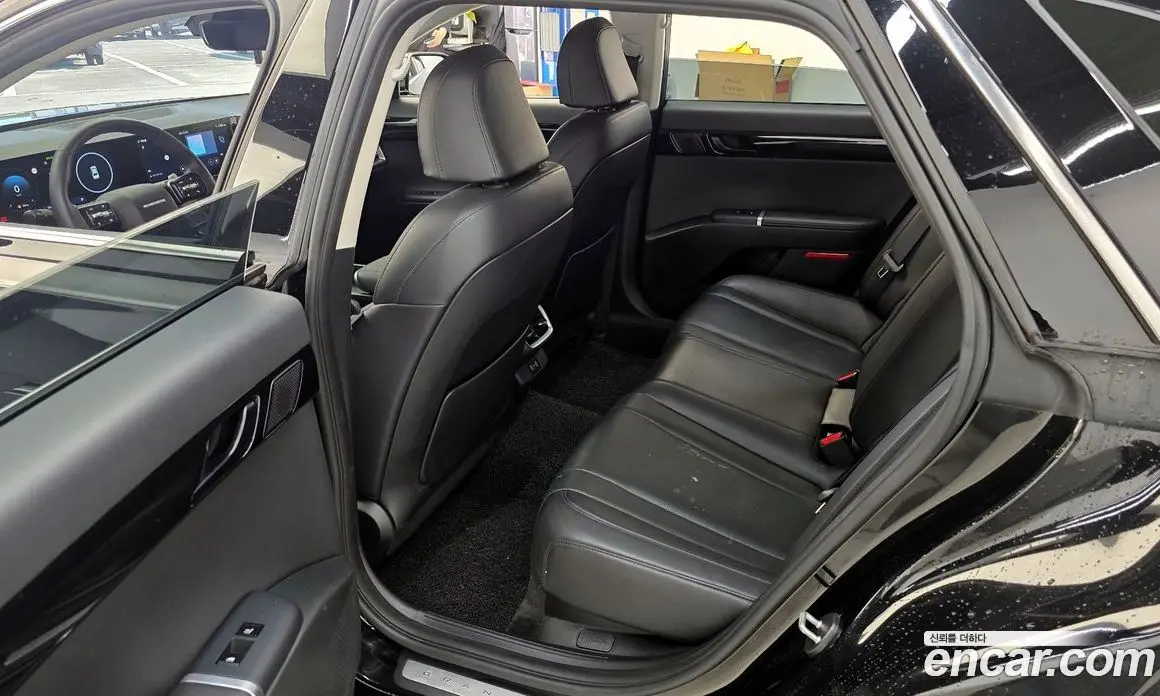 Hyundai Grandeur 2024 2.5 автомат (гидро), фото 17