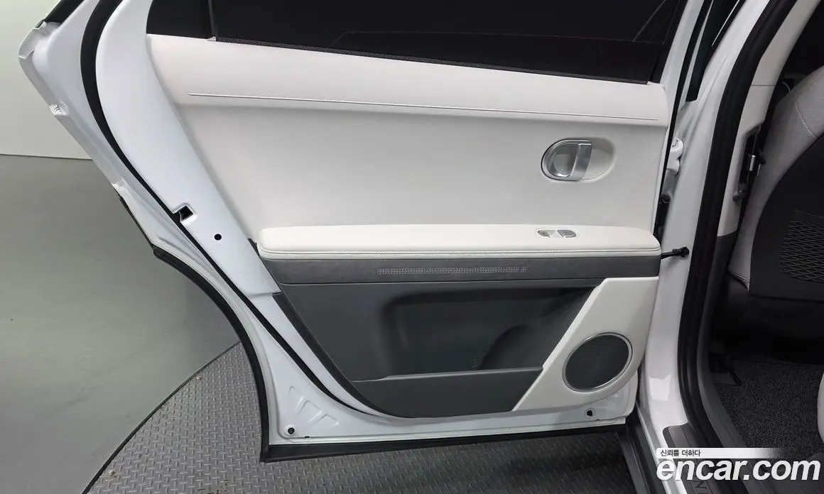 Hyundai Ioniq 5 2024 0.1 автомат (гидро), фото 15