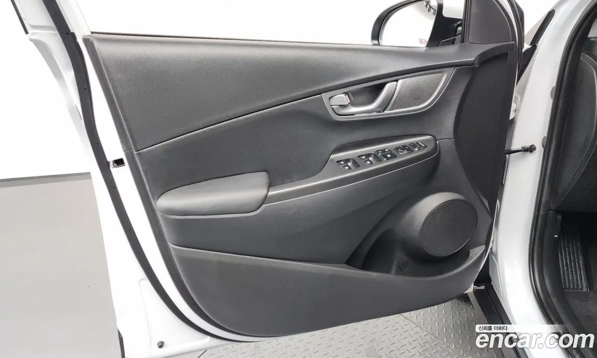Hyundai Kona 2020 0.2 автомат (гидро), фото 14 Hyundai Kona 2020 0.2 автомат (гидро), фото 14