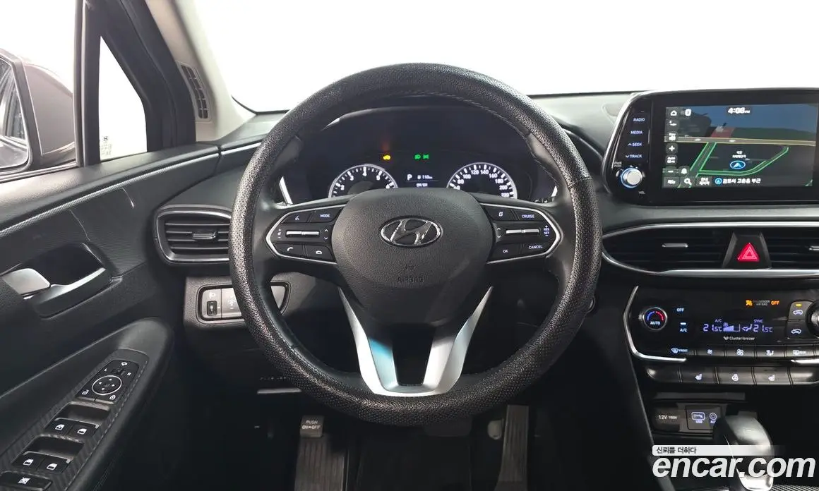 Hyundai Santa Fe 2019 2.0 автомат (гидро), фото 17 Hyundai Santa Fe 2019 2.0 автомат (гидро), фото 17