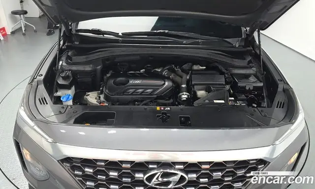 Hyundai Santa Fe 2019 2.0 автомат (гидро), миниатюра 5 Hyundai Santa Fe 2019 2.0 автомат (гидро), миниатюра 5