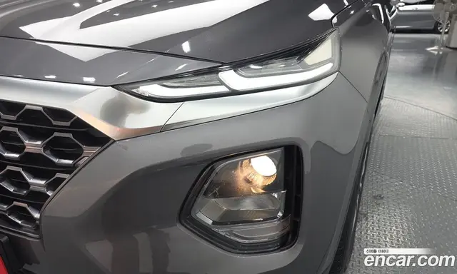 Hyundai Santa Fe 2019 2.0 автомат (гидро), миниатюра 7 Hyundai Santa Fe 2019 2.0 автомат (гидро), миниатюра 7