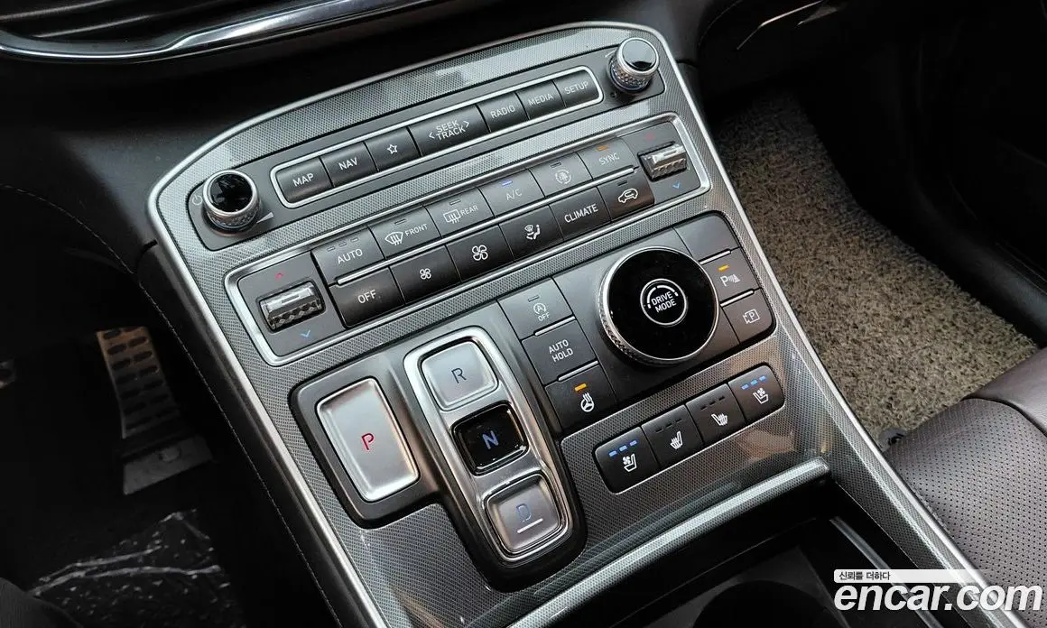 Hyundai Santa Fe 2023 2.5 автомат (гидро), фото 12