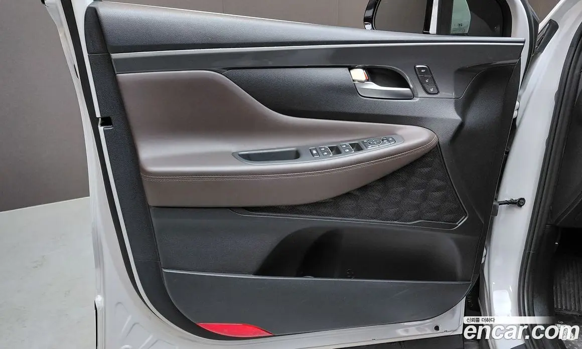 Hyundai Santa Fe 2023 2.5 автомат (гидро), фото 14