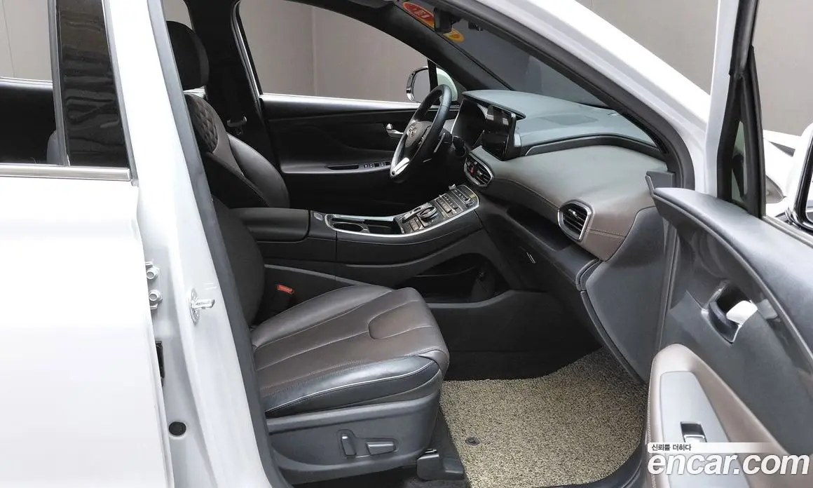Hyundai Santa Fe 2023 2.5 автомат (гидро), фото 16