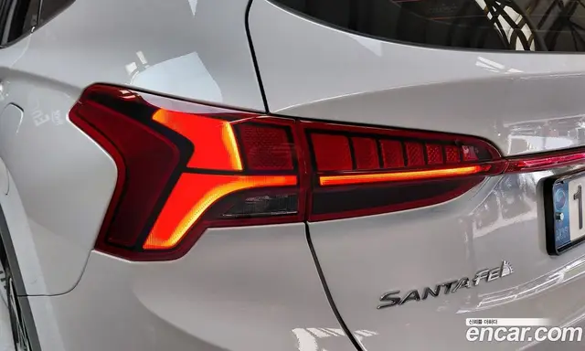 Hyundai Santa Fe 2023 2.5 автомат (гидро), миниатюра 9