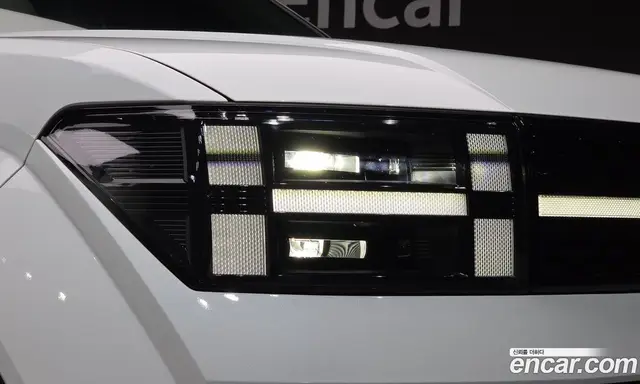 Hyundai Santa Fe 2024 1.6 автомат (гидро), миниатюра 8