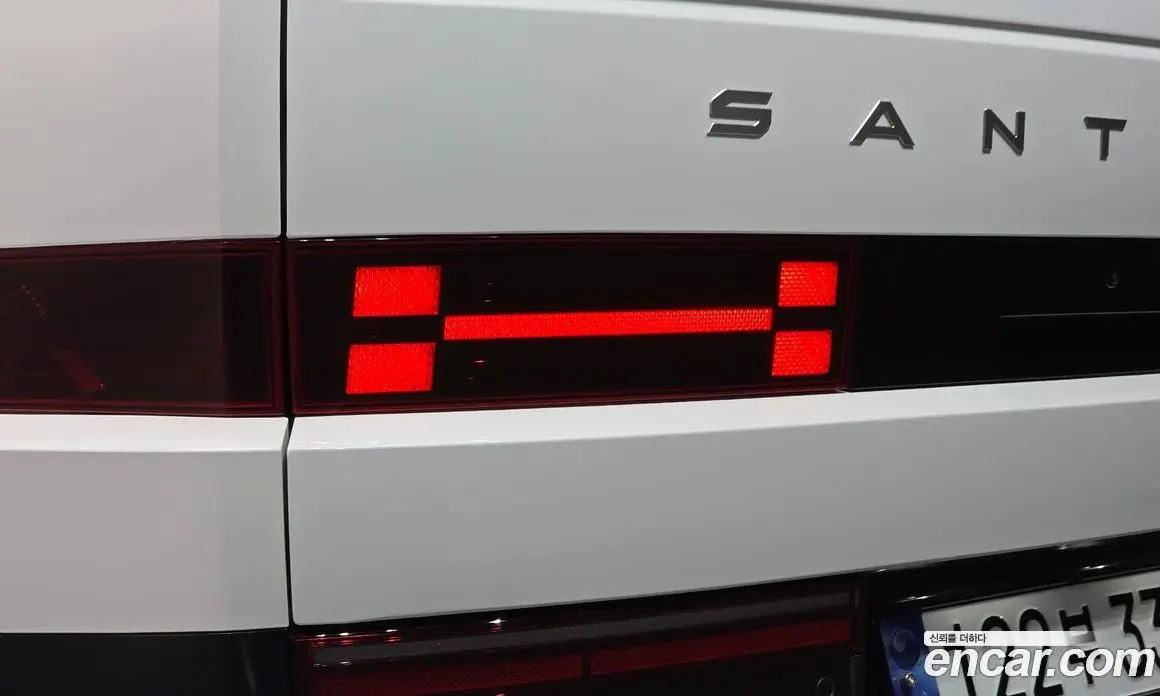 Hyundai Santa Fe 2024 1.6 автомат (гидро), фото 9
