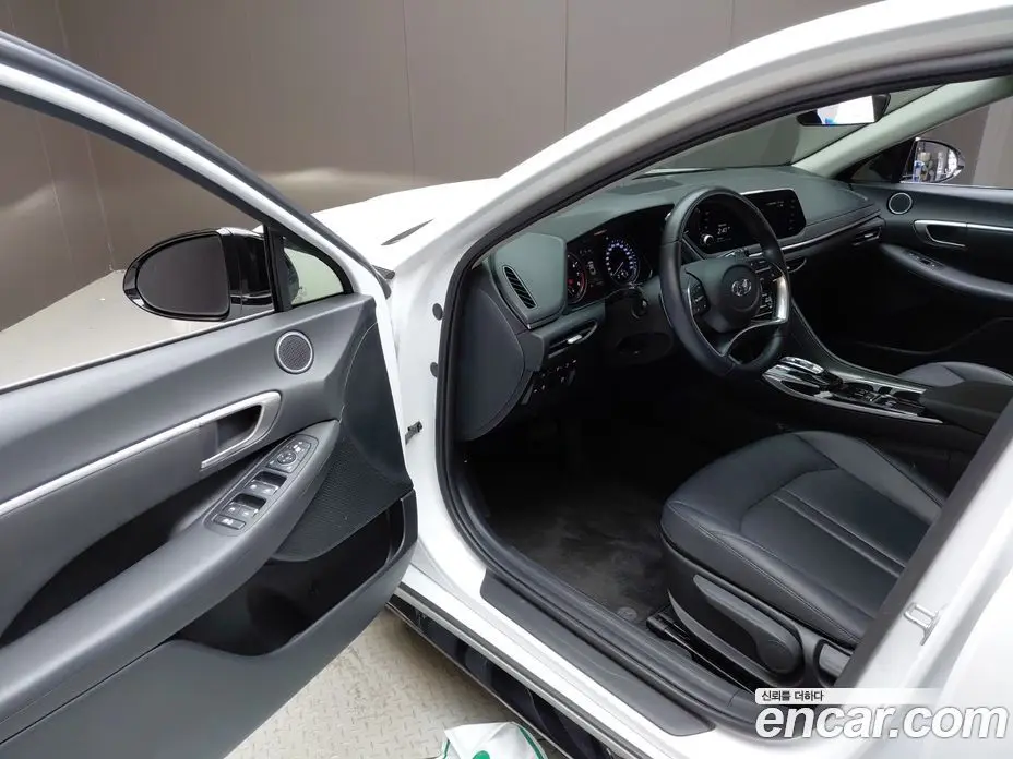 Hyundai Sonata 2022 2.0 автомат (гидро), фото 13 Hyundai Sonata 2022 2.0 автомат (гидро), фото 13