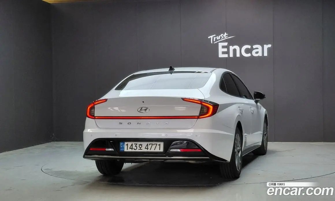 Hyundai Sonata 2022 2.0 автомат (гидро), фото 4 Hyundai Sonata 2022 2.0 автомат (гидро), фото 4