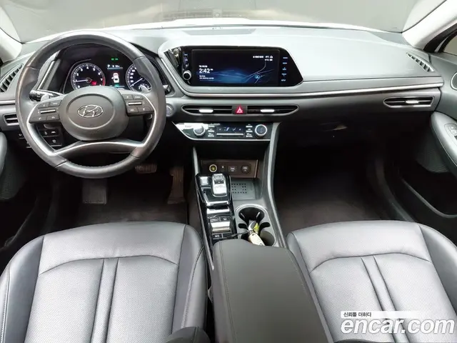 Hyundai Sonata 2022 2.0 автомат (гидро), миниатюра 10 Hyundai Sonata 2022 2.0 автомат (гидро), миниатюра 10