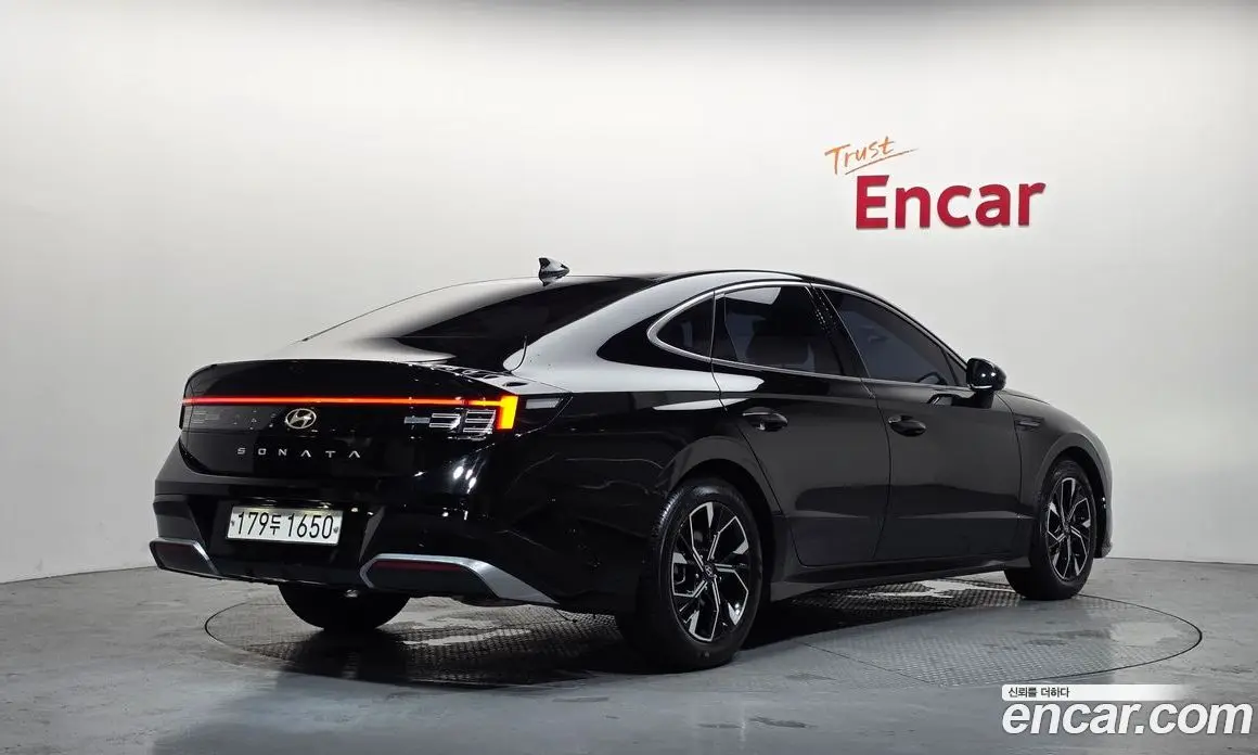 Hyundai Sonata 2023 2.0 автомат (гидро), фото 2 Hyundai Sonata 2023 2.0 автомат (гидро), фото 2