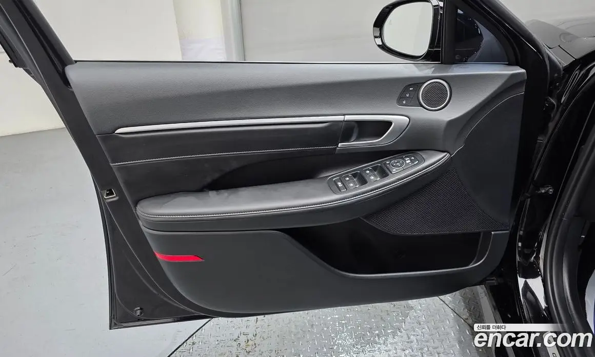 Hyundai Sonata 2023 2.0 автомат (гидро), фото 15 Hyundai Sonata 2023 2.0 автомат (гидро), фото 15