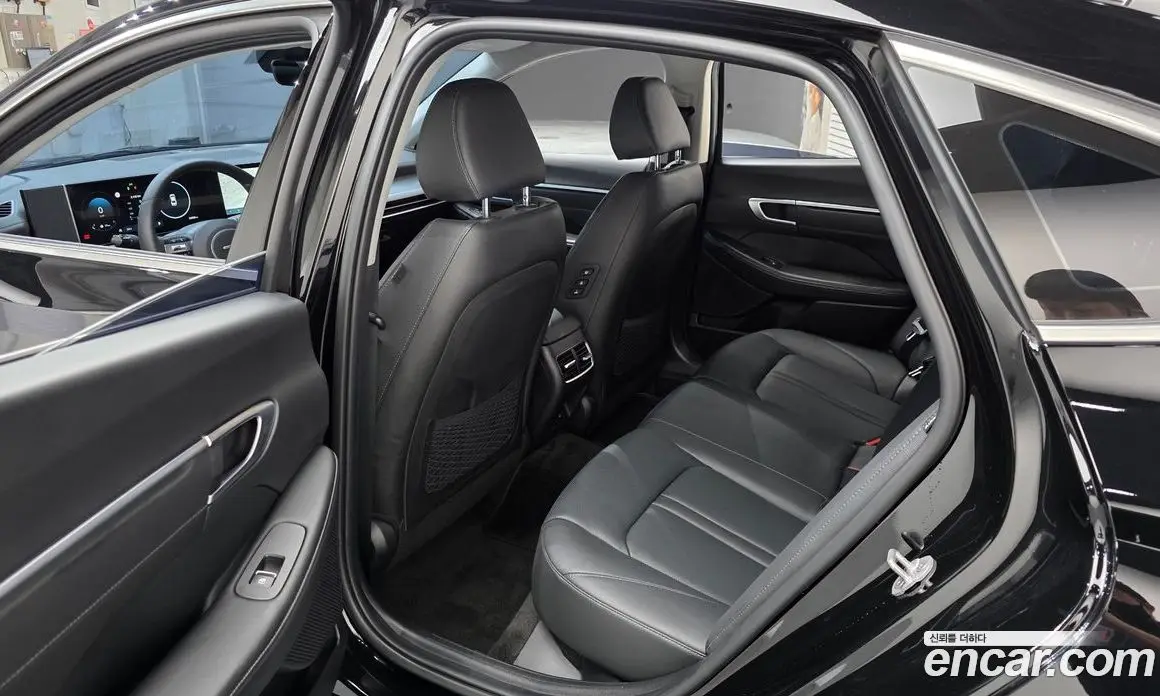 Hyundai Sonata 2023 2.0 автомат (гидро), фото 17 Hyundai Sonata 2023 2.0 автомат (гидро), фото 17