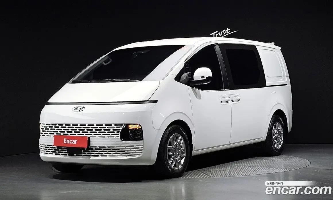 Hyundai Staria 2021 2.2 автомат (гидро), фото 1 Hyundai Staria 2021 2.2 автомат (гидро), фото 1