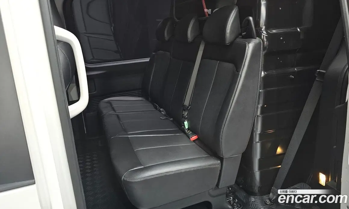 Hyundai Staria 2021 2.2 автомат (гидро), фото 12 Hyundai Staria 2021 2.2 автомат (гидро), фото 12