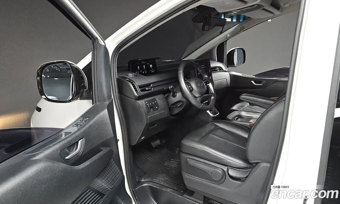 Hyundai Staria 2021 2.2 автомат (гидро), фото 10 Hyundai Staria 2021 2.2 автомат (гидро), фото 10
