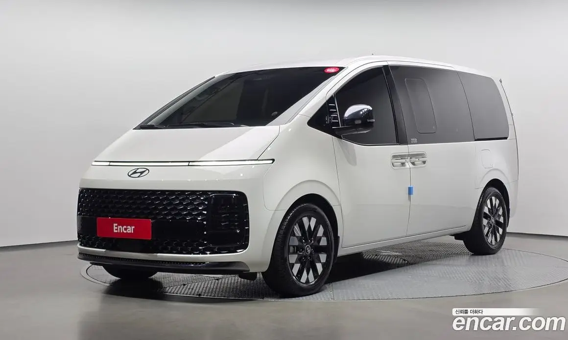 Hyundai Staria 2025 2.2 автомат (гидро), фото 1 Hyundai Staria 2025 2.2 автомат (гидро), фото 1