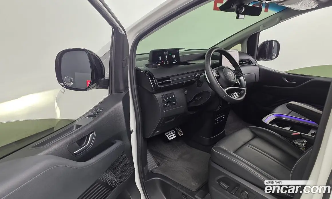 Hyundai Staria 2025 2.2 автомат (гидро), фото 13 Hyundai Staria 2025 2.2 автомат (гидро), фото 13