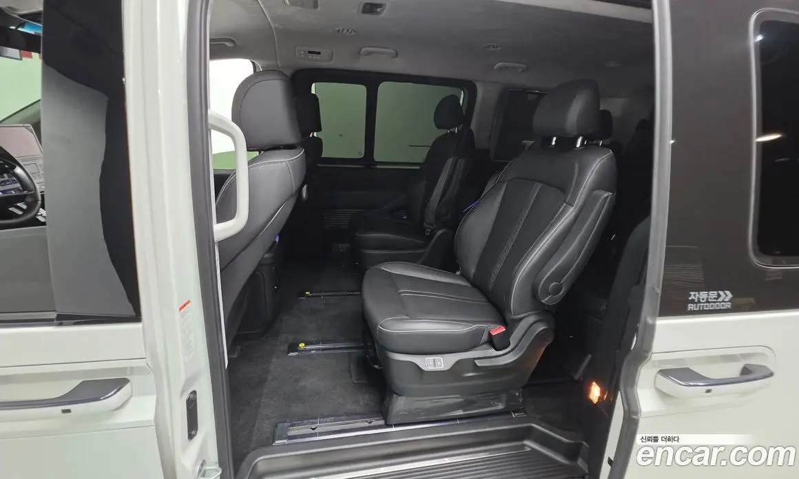 Hyundai Staria 2025 2.2 автомат (гидро), фото 16 Hyundai Staria 2025 2.2 автомат (гидро), фото 16