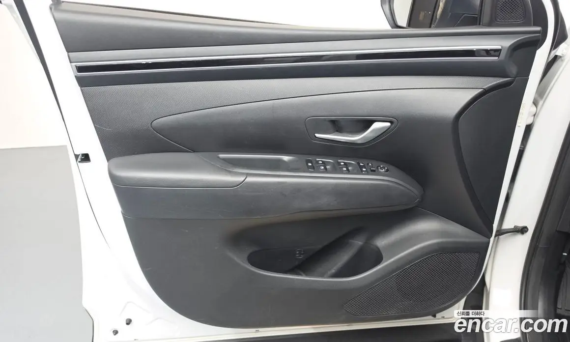 Hyundai Tucson 2023 1.6 автомат (гидро), фото 14