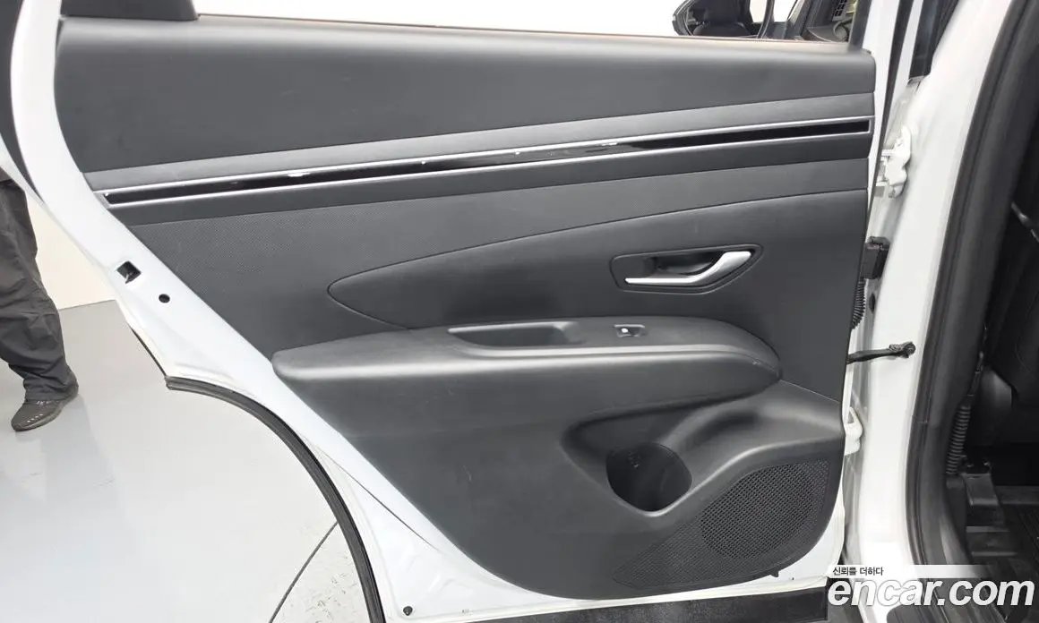 Hyundai Tucson 2023 1.6 автомат (гидро), фото 15