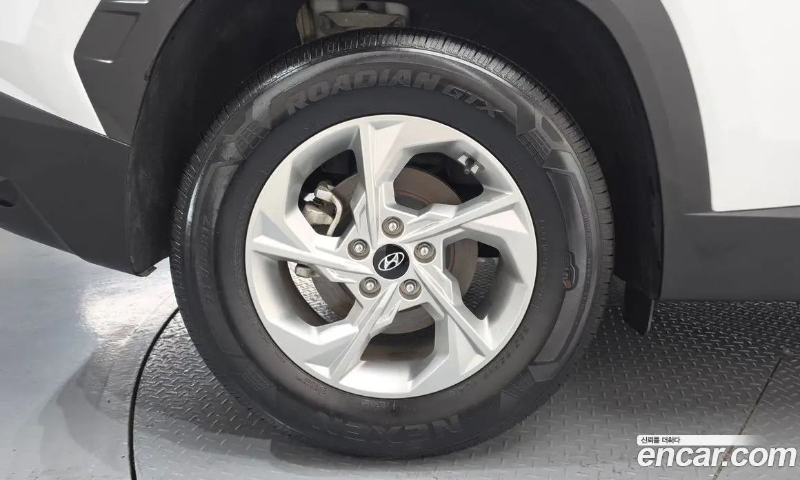 Hyundai Tucson 2023 1.6 автомат (гидро), фото 5