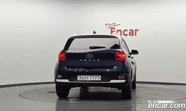 Hyundai Venue 2019 1.6 автомат (гидро), миниатюра 3