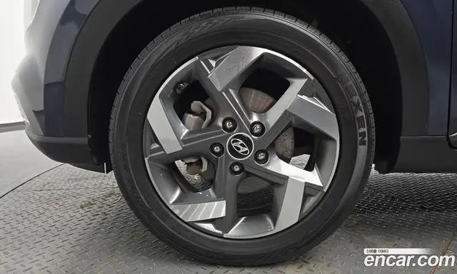 Hyundai Venue 2019 1.6 автомат (гидро), миниатюра 4