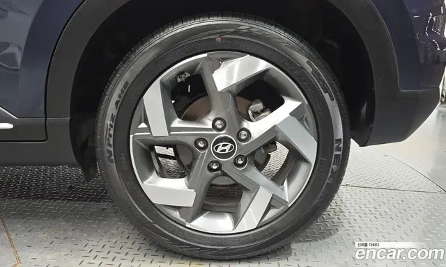 Hyundai Venue 2019 1.6 автомат (гидро), миниатюра 6