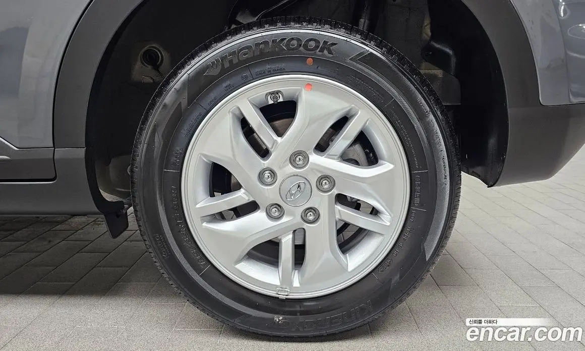 Hyundai Venue 2025 1.6 автомат (гидро), фото 7 Hyundai Venue 2025 1.6 автомат (гидро), фото 7