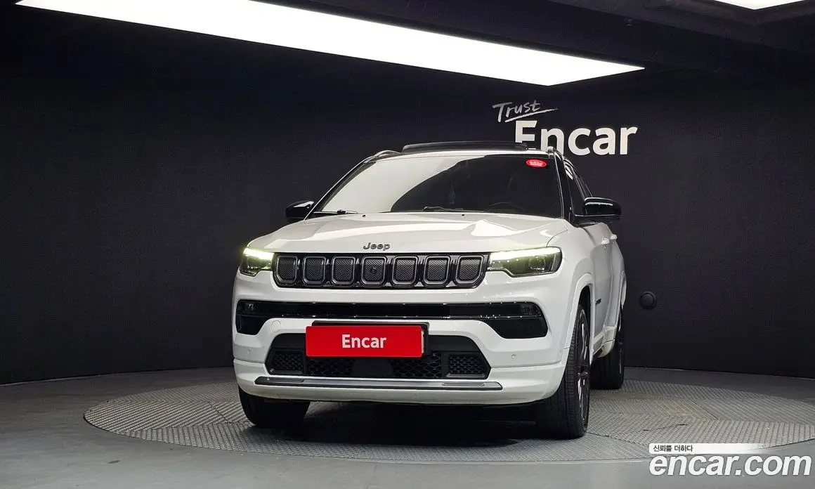 Jeep Compass 2022 2.4 автомат (гидро), фото 3