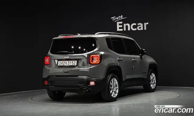 Jeep Renegade 2021 2.4 автомат (гидро), миниатюра 2 Jeep Renegade 2021 2.4 автомат (гидро), миниатюра 2