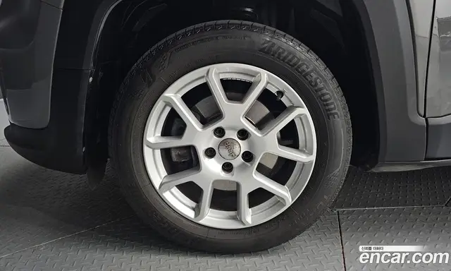 Jeep Renegade 2021 2.4 автомат (гидро), миниатюра 5 Jeep Renegade 2021 2.4 автомат (гидро), миниатюра 5