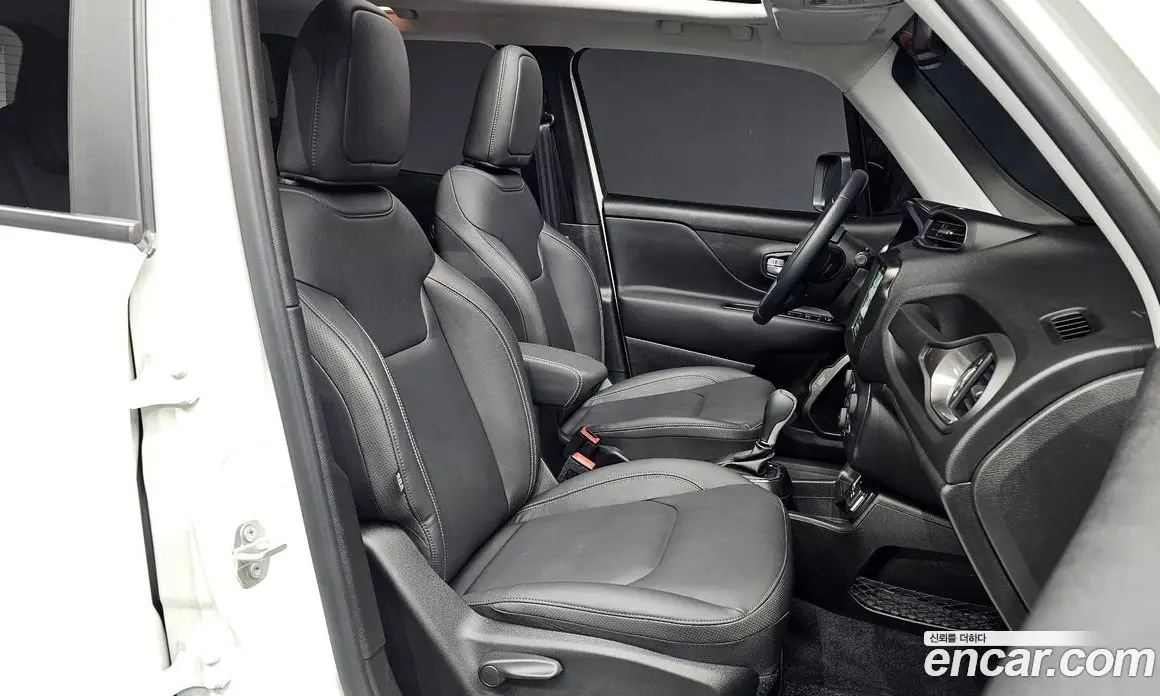 Jeep Renegade 2023 1.3 автомат (гидро), фото 17 Jeep Renegade 2023 1.3 автомат (гидро), фото 17